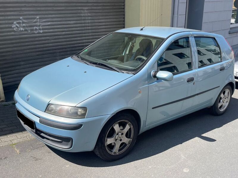 Blau Gebraucht 2002 Fiat Punto Kleinwagen | 999 € (Fairer Preis) - Bild 1/4