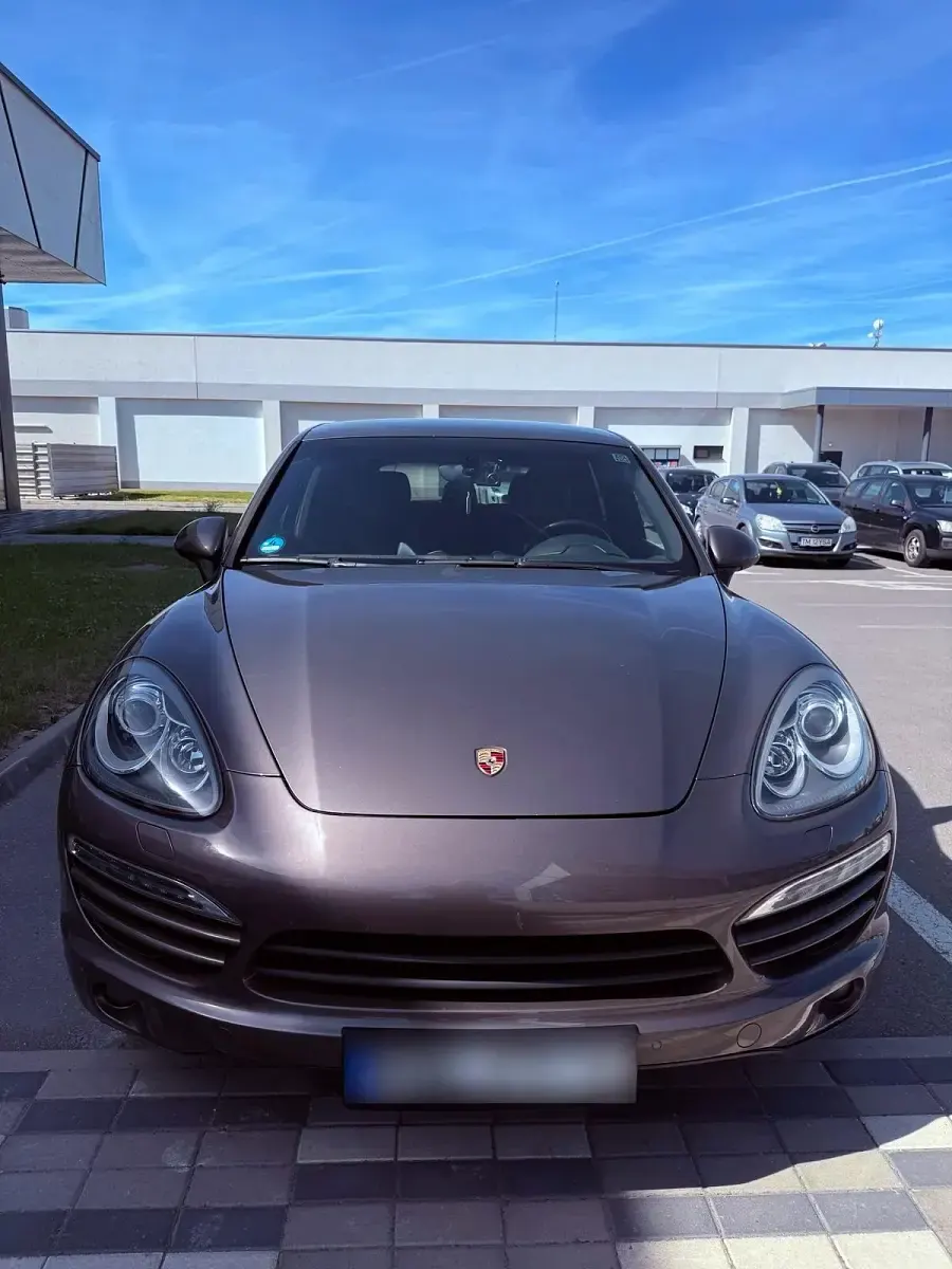 Gebraucht Porsche Cayenne 245 PS (180 kW) 2012 Beige SUV
