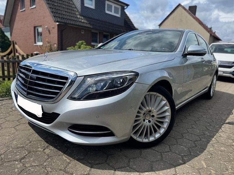 Silber Gebraucht 2014 Mercedes S400 Limousine | 21.500 € - Bild 1/4