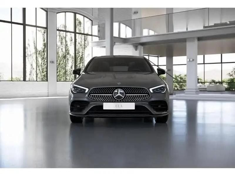 Gebraucht Mercedes CLA250e 160 PS (117 kW) 2022 Grau metalliclack mountaingrau Limousine
