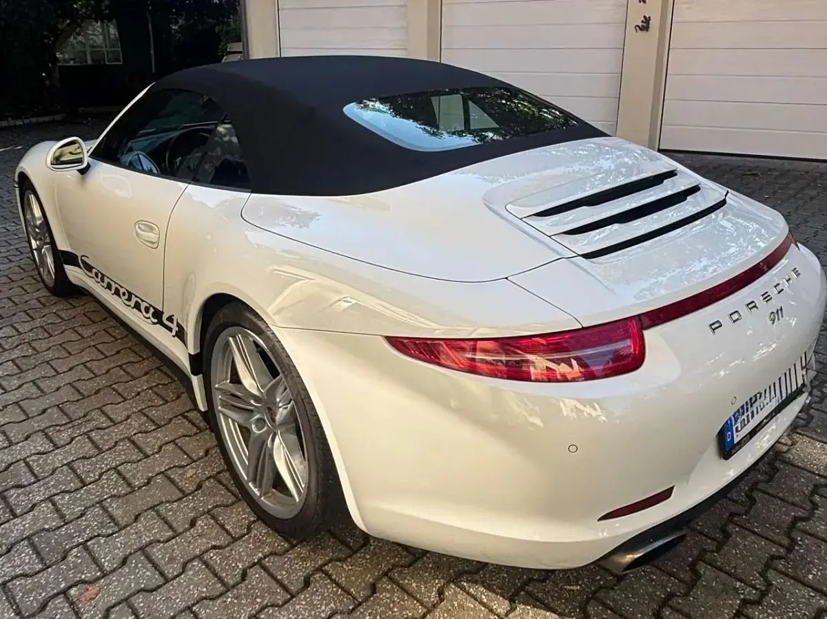 Gebraucht Porsche 911 Carrera 4 349 PS (256 kW) 2013 Weiß Coupé