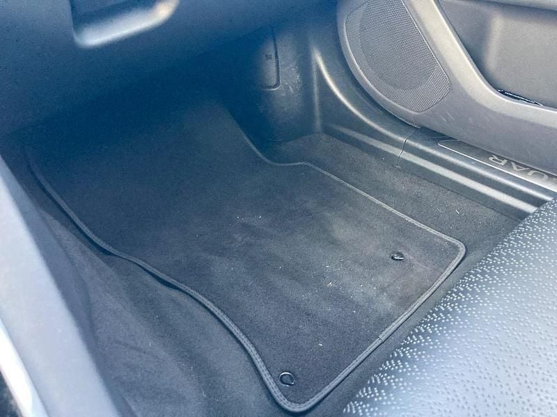 Gebraucht Jaguar XF Prestige 300 PS (220 kW) 2017 Grau Limousine