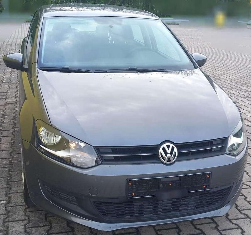 Gebraucht 2009 VW Polo Comfortline Limousine | 4.790 € (Teuer) - Bild 1/4