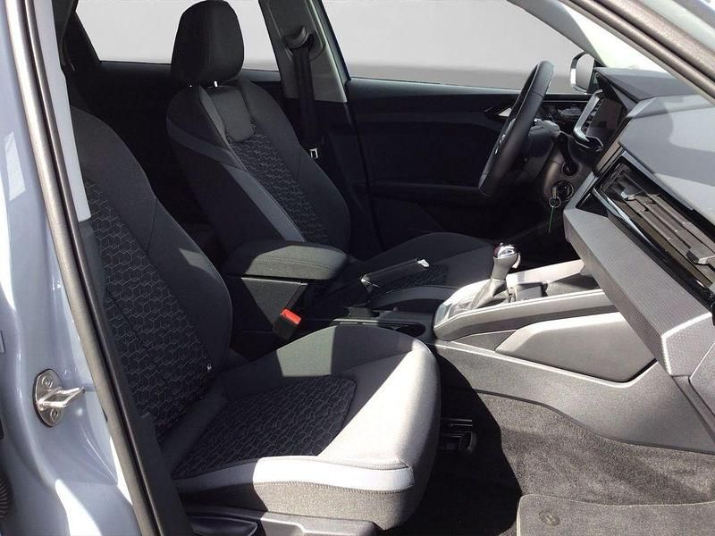 Gebraucht Audi A1 Sportback Advanced 116 PS (85 kW) 2025 Grau Kleinwagen