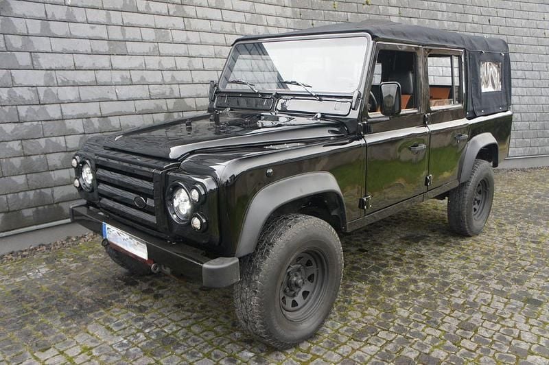Gebraucht Land Rover Defender 122 PS (89 kW) 2002 Schwarz Cabrio