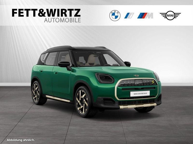 British racing green iv metallic Gebraucht 2024 Mini Countryman SUV | 40.800 € - Bild 1/3