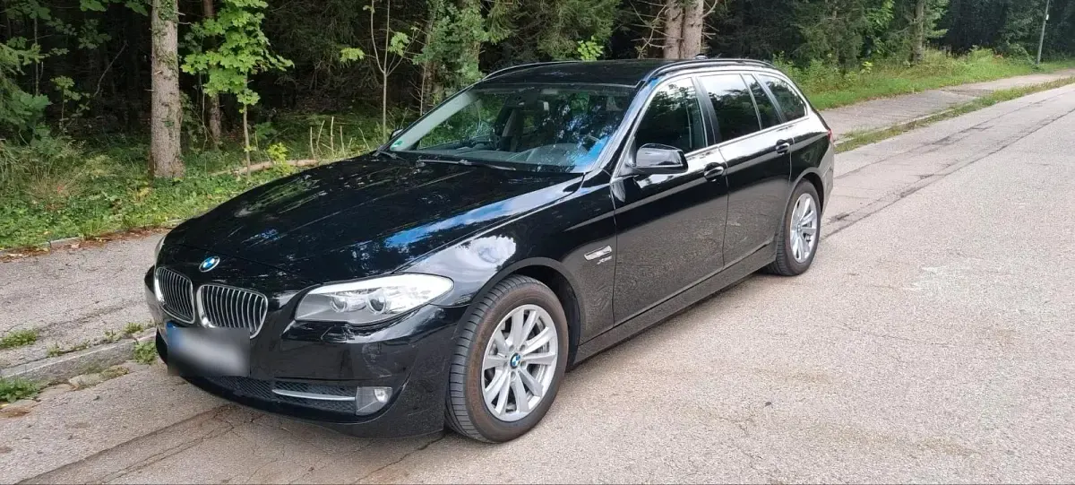Gebraucht BMW 525 218 PS (160 kW) 2011 Schwarz Kombi
