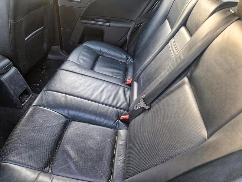 Gebraucht Ford Mondeo 145 PS (106 kW) 2001 Grau Kombi