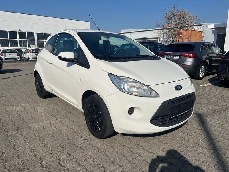 Gebraucht Ford Ka Ambiente 69 PS (50 kW) 2012 Weiß Kleinwagen