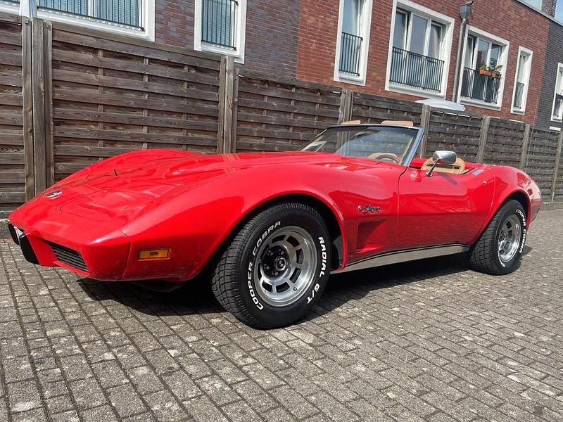 Rot Gebraucht 1975 Corvette Stingray Cabrio | 34.900 € - Bild 1/4