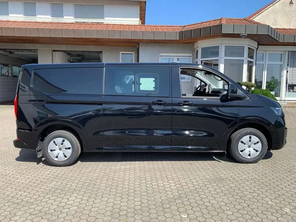 Neu VW Transporter 150 PS (110 kW) 2026 Midnight black Van