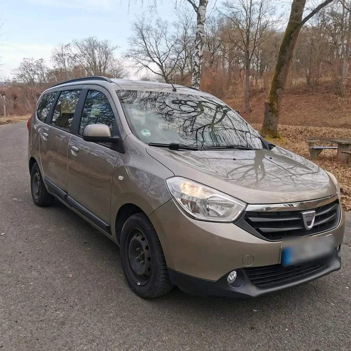 Gebraucht Dacia Lodgy 116 PS (85 kW) 2013 Van / Kleinbus