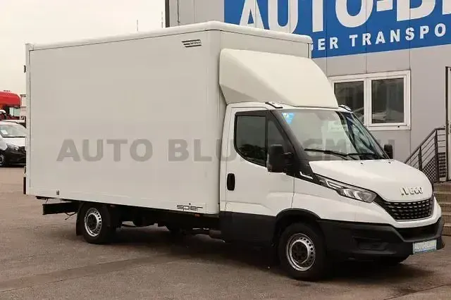 Gebraucht Iveco Daily 136 PS (100 kW) 2020 White ic 194 Van / Kleinbus