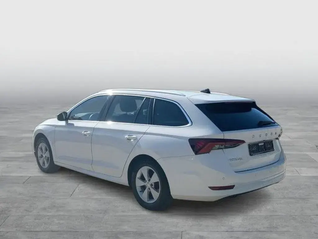 Gebraucht Skoda Octavia Style 116 PS (85 kW) 2024 Weiß Kombi