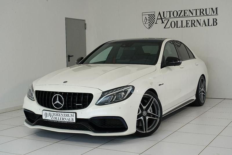 Diamantweiss metalliclack Gebraucht 2018 Mercedes C63 AMG AMG Limousine | 43.990 € (Etwas zu teuer) - Bild 1/4