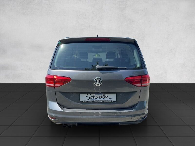 Gebraucht VW Touran 150 PS (110 kW) 2016 Grau Van / Kleinbus
