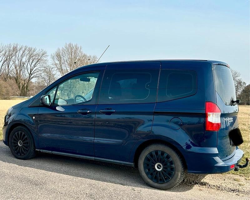 Gebraucht Ford Tourneo 101 PS (74 kW) 2019 Blau Kombi