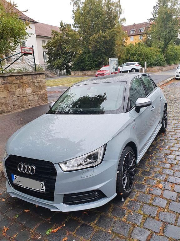 Schwarz Gebraucht 2017 Audi A1 Sportback S-Line Kleinwagen | 13.500 € (Fairer Preis) - Bild 1/3