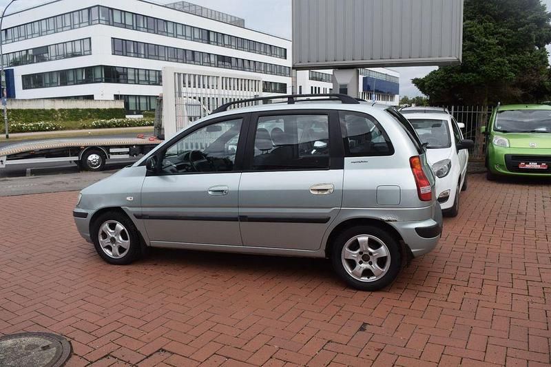 Gebraucht Hyundai Matrix GLS 103 PS (75 kW) 2002 Grau Van / Kleinbus