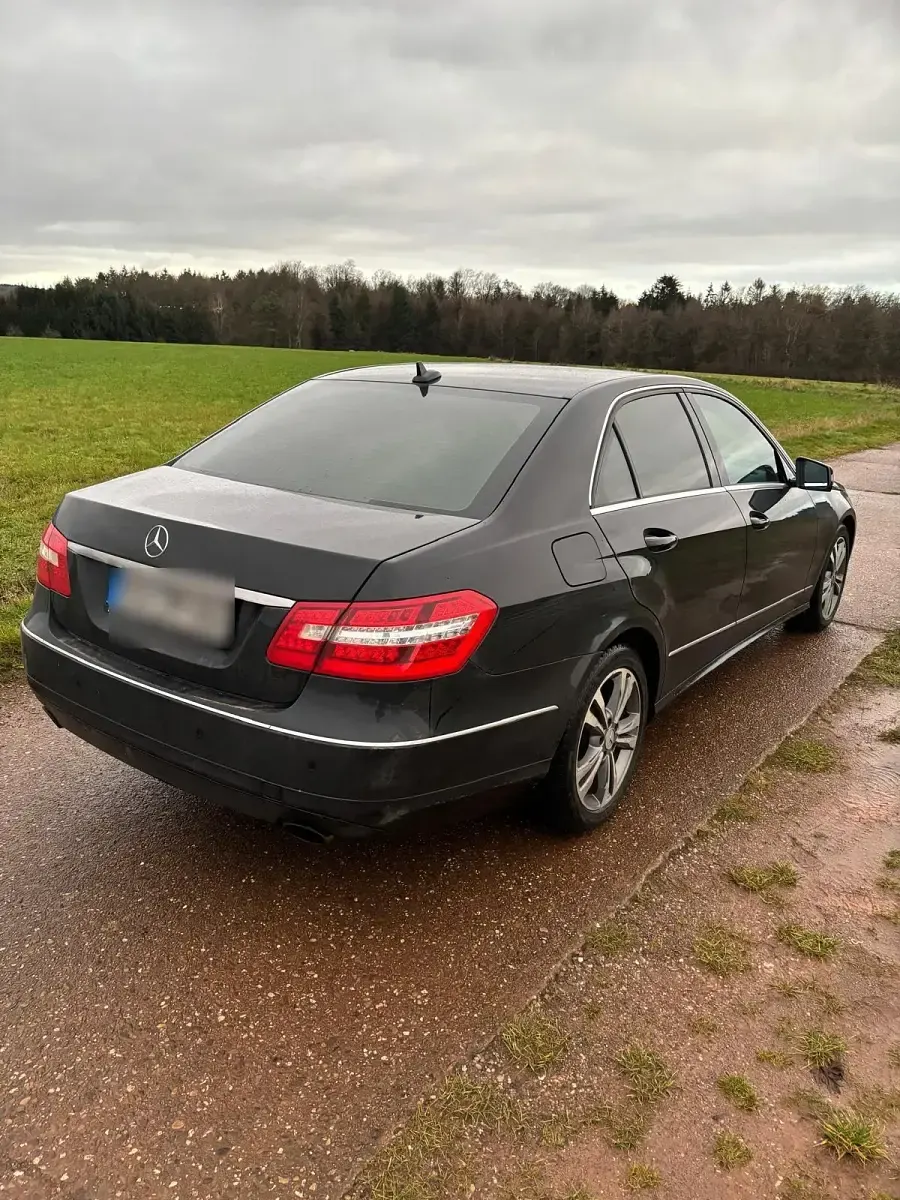 Gebraucht Mercedes E350 265 PS (194 kW) 2012 Limousine