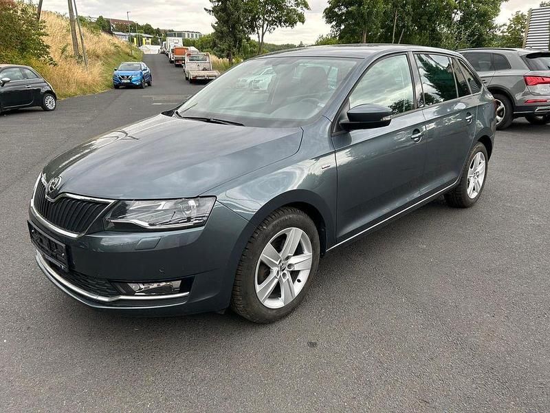 Grau Gebraucht 2019 Skoda Rapid Clever Limousine | 9.690 € (Guter Preis) - Bild 1/4