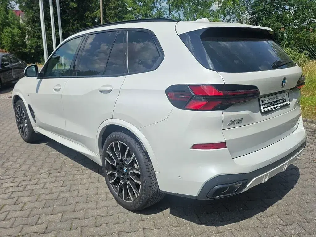 Gebraucht BMW X5 M Sport 381 PS (280 kW) 2025 Weiß SUV