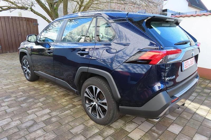 Gebraucht Toyota RAV4 Hybrid Comfort 218 PS (160 kW) 2019 Blau SUV