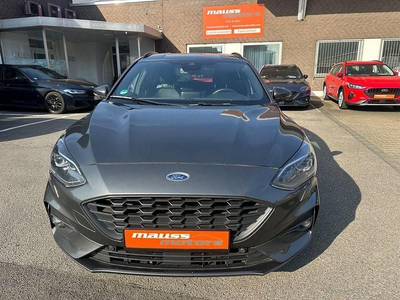 Gebraucht Ford Focus ST-Line 120 PS (88 kW) 2019 Grau Limousine