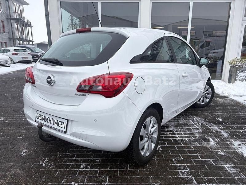Gebraucht Opel Corsa Edition 90 PS (66 kW) 2016 Weiß Kleinwagen