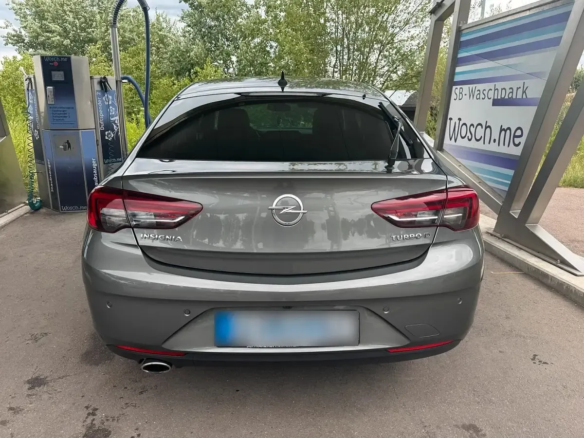 Gebraucht Opel Insignia Sport 170 PS (125 kW) 2019 Grau Limousine