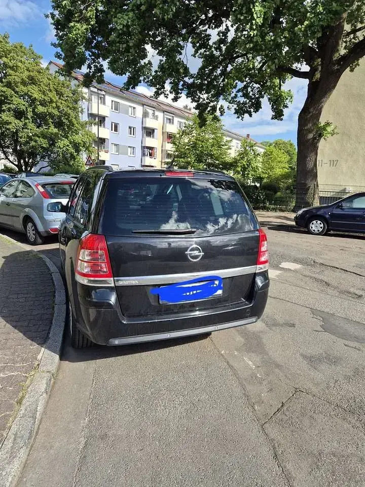Gebraucht Opel Zafira Family 140 PS (102 kW) 2014 Van / Kleinbus