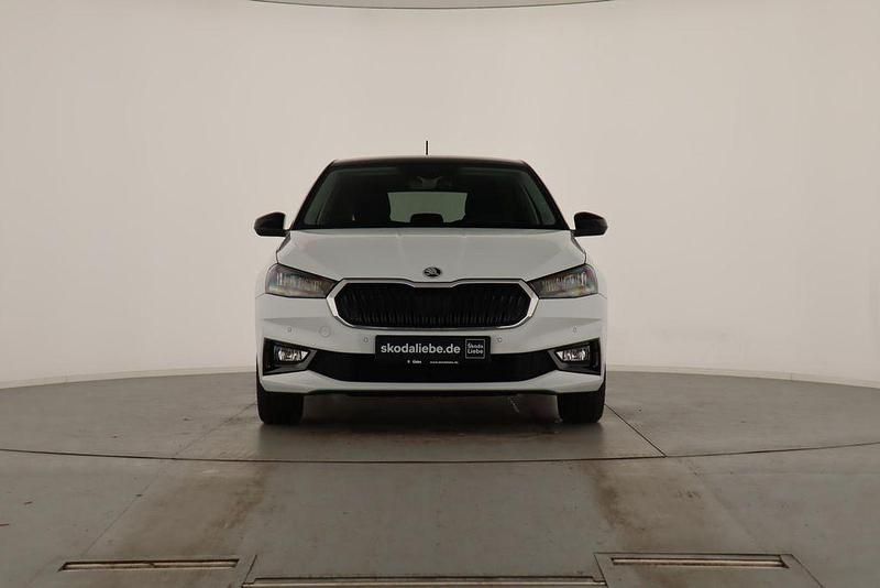 Gebraucht Skoda Fabia 110 PS (80 kW) 2022 Moonweiss metallic Kleinwagen