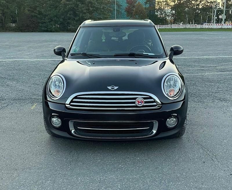 Schwarz Gebraucht 2011 Mini Cooper Clubman Kombi | 7.000 € (Fairer Preis) - Bild 1/4