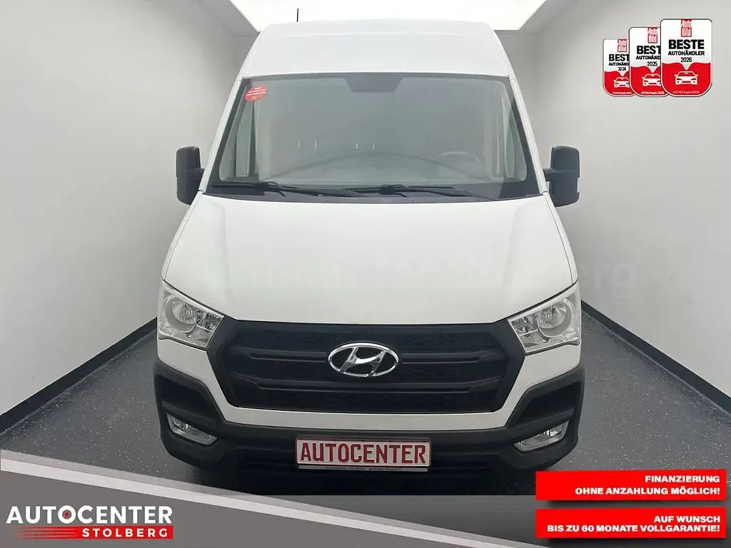 Gebraucht Hyundai H 350 150 PS (110 kW) 2019 Weiß Van