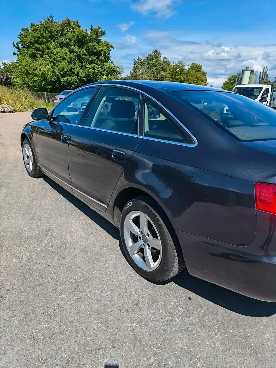 Gebraucht Audi A6 170 PS (125 kW) 2009 Schwarz Limousine