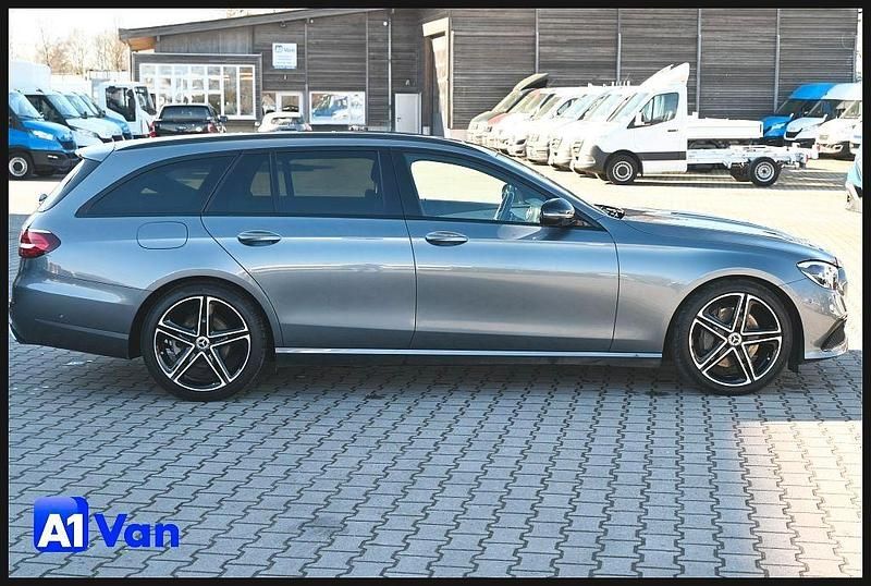 Gebraucht Mercedes E220 194 PS (142 kW) 2021 Grau Kombi
