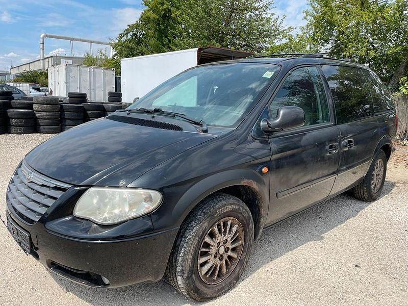 Gebraucht Chrysler Voyager 143 PS (105 kW) 2006 Schwarz Van / Kleinbus