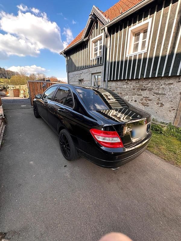 Gebraucht Mercedes C200 184 PS (135 kW) 2008 Schwarz Limousine