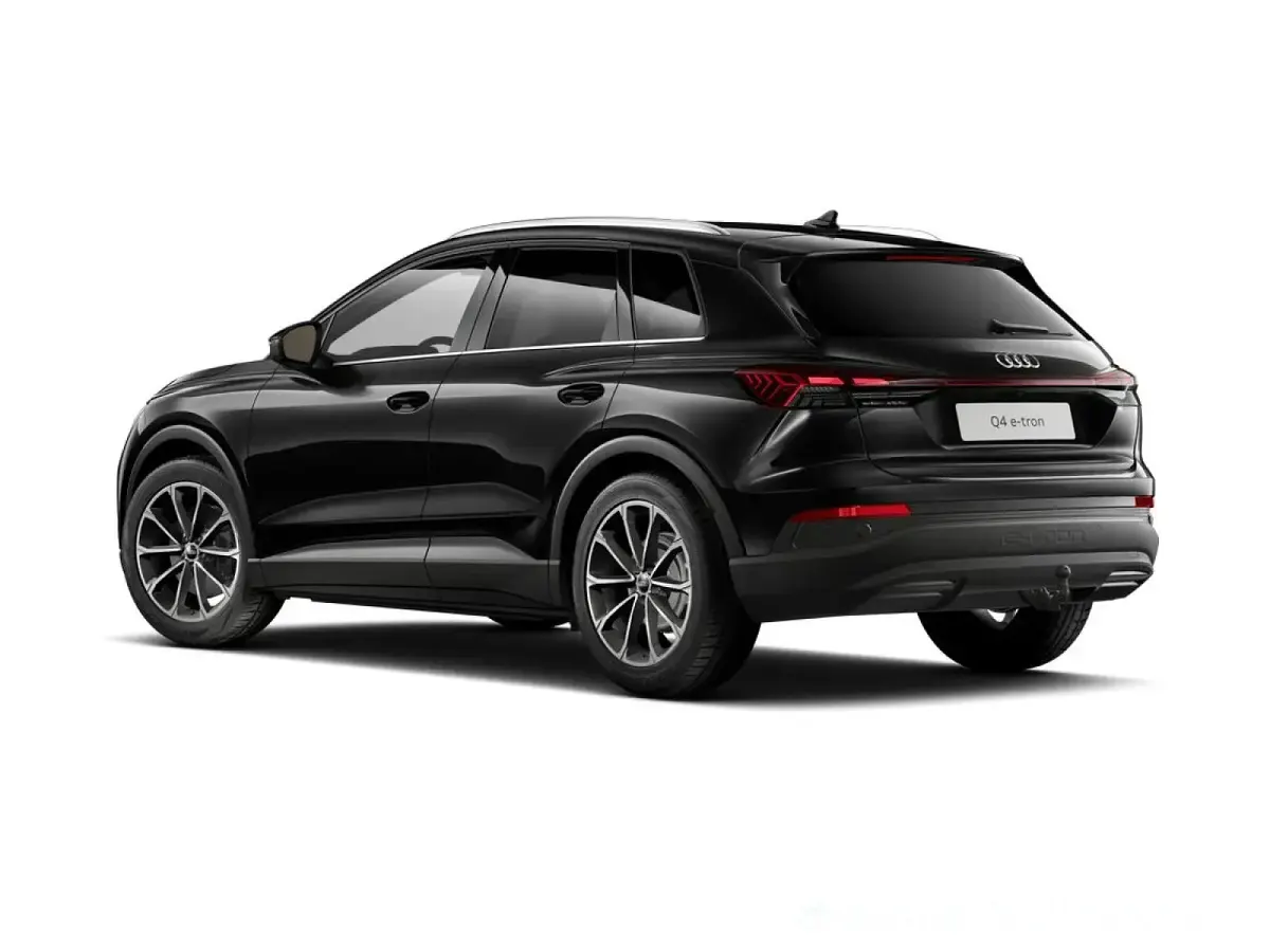 Gebraucht Audi Q4 e-tron Comfort 210 kW (286 PS) 2025 Mythosschwarz metallic SUV