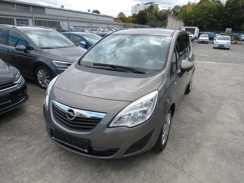 Braun Gebraucht 2013 Opel Meriva Edition Van / Kleinbus | 7.900 € (Fairer Preis) - Bild 1/4