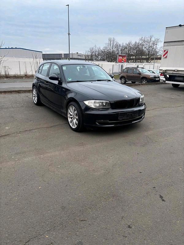Gebraucht BMW 116 116 PS (85 kW) 2007 Schwarz Kleinwagen