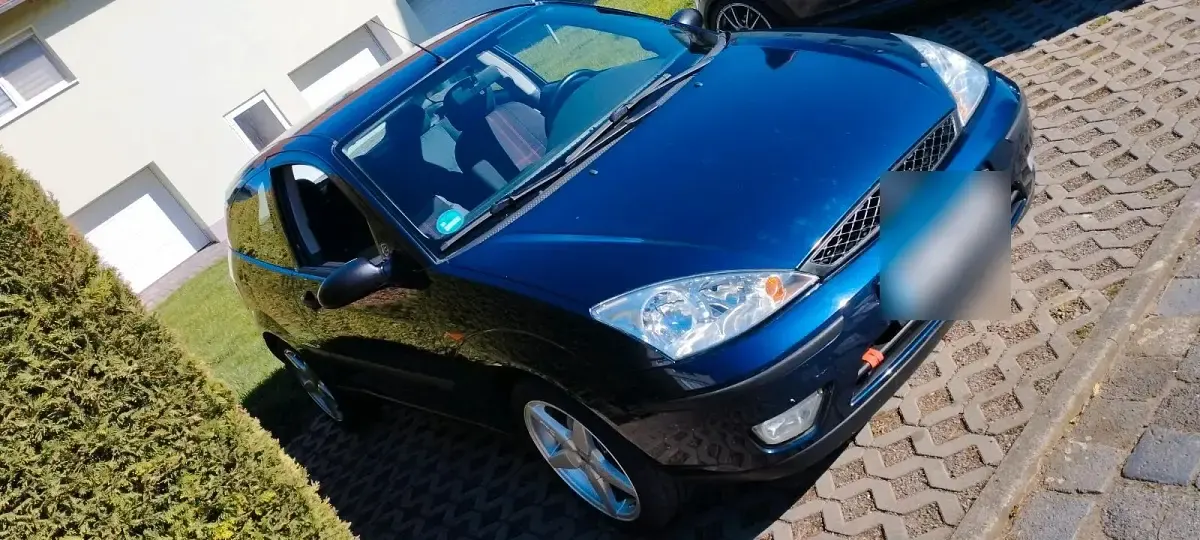 Usata Ford Focus 100 CV (73 kW) 2002 Blu Coupé