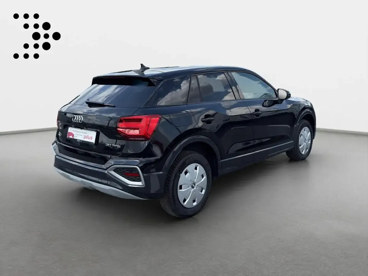 Gebraucht Audi Q2 Advanced 116 PS (85 kW) 2025 Mythosschwarz (metallic) SUV