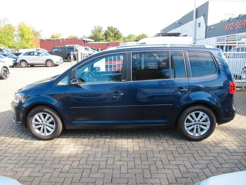 Gebraucht VW Touran Style 105 PS (77 kW) 2011 Blau Van / Kleinbus