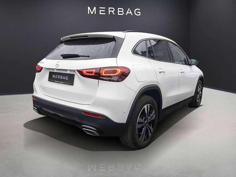 Gebraucht Mercedes GLA250 Progressive 218 PS (160 kW) 2023 Polarweiß SUV
