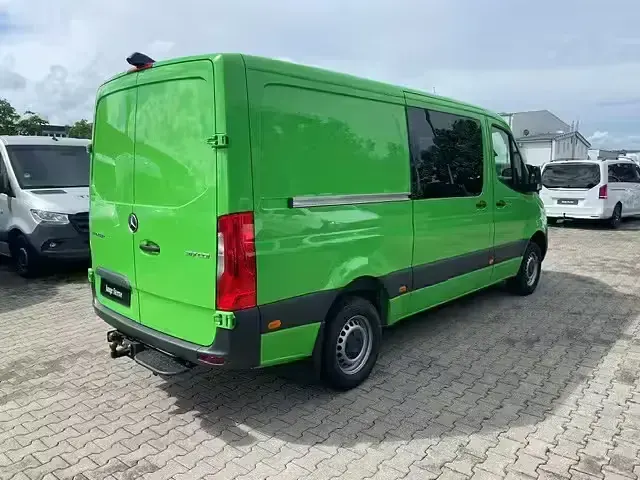 Occasion Mercedes Sprinter 170 ch (125 kW) 2024 Vert Van