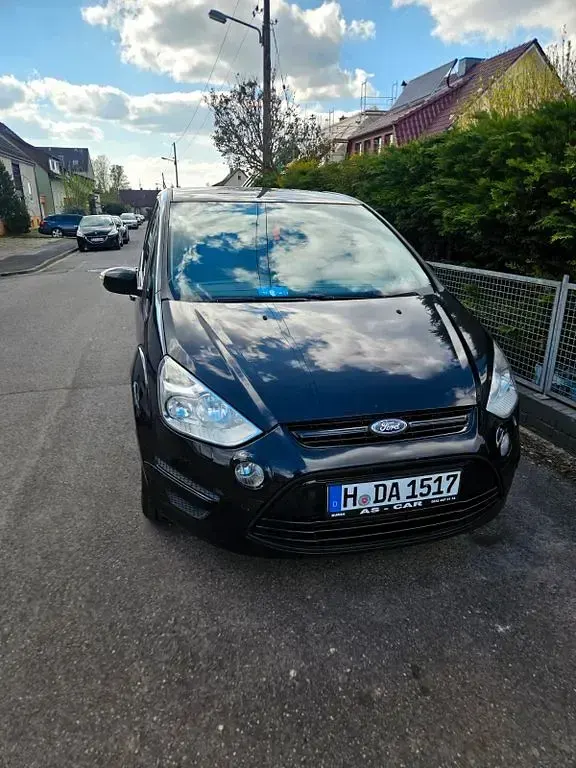 Gebraucht Ford S-MAX S 140 PS (102 kW) 2010 Schwarz Van / Kleinbus