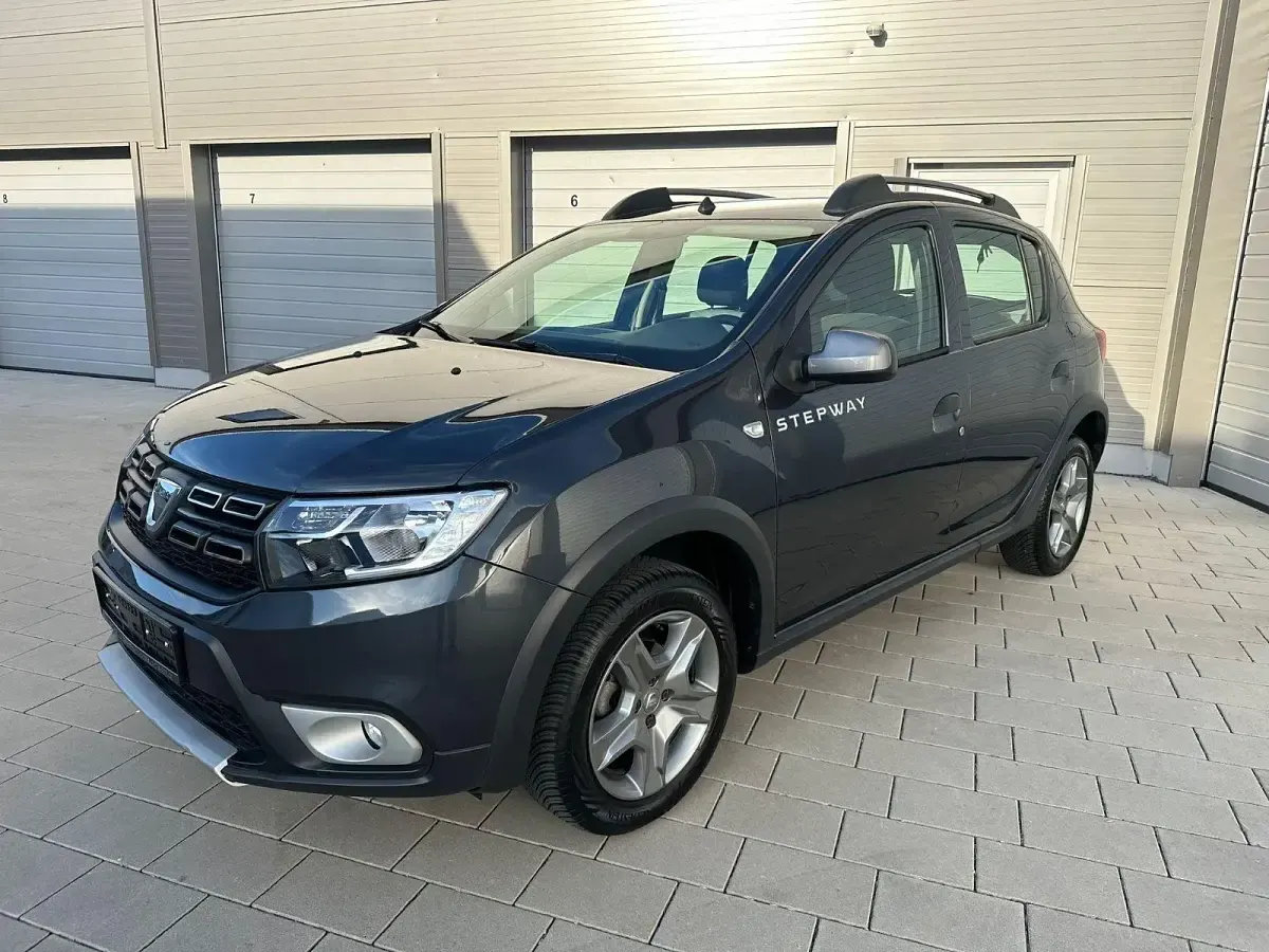Gebraucht Dacia Sandero Prestige 90 PS (66 kW) 2020 Grau Kleinwagen
