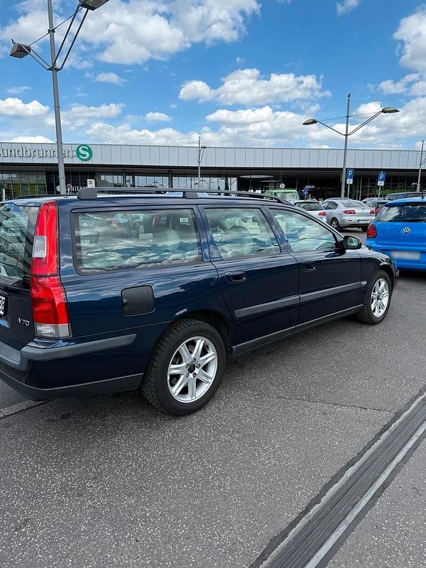 Gebraucht Volvo V70 170 PS (125 kW) 2003 Blau Kombi