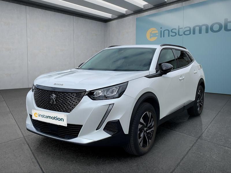 Weiß Gebraucht 2022 Peugeot 2008 SUV | 20.349 € (Fairer Preis) - Bild 1/4